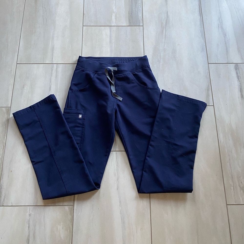 Xxs tall figs navy kade scrubs